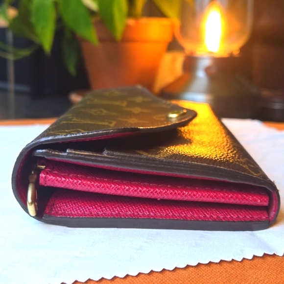 CLEAN Louis Vuitton Sarah Long Wallet Monogram Brown/Fuchsia - Picture 3 of 13